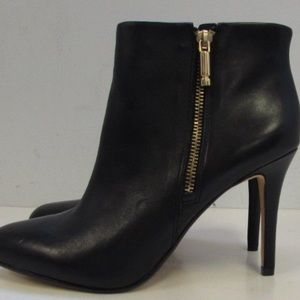 NWOT, Banana republic black ankle boots size 6.5